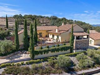 Tuscan Villa w/Vineyard Views! - Murrieta - 3