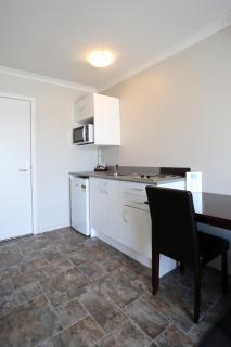Matariki Motor Lodge - 8