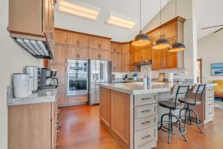 Dream Weaver House with Hot Tub and Ocean View! - Manchester - 4