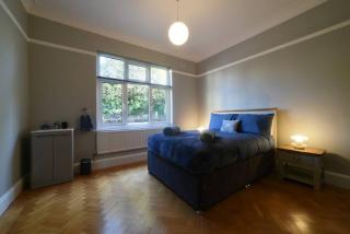 Gorwel is an Art Deco 1930s villa with sea views - Deganwy - 9
