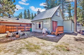 The Weekender- Adorable Modern Chic Cottage - 8