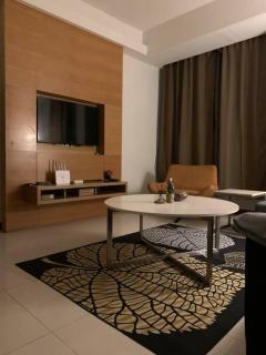 Luxury and Elegant art deco home - 8