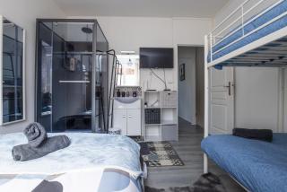 Grande maison familiale avec jardin - 8