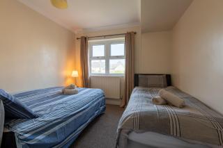 13 Victoria Road Apartment - Cardiff - 7