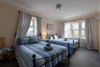 13 Victoria Road Apartment - Cardiff - 9