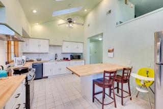 17 Mi to Town Peaceful Golden Cabin! - 1