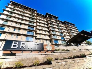 Brut Hotel - Tulsa - 0