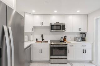 Villa at St James Unit A Luxury Pool Villa, Pet Friendly - Miami - 2