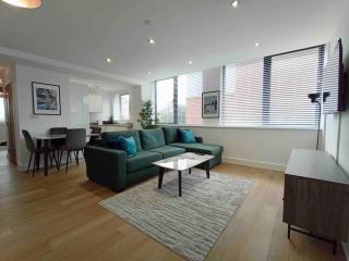 Luxury 2 Bed 2 Bath Flat Near Old Trafford - 8