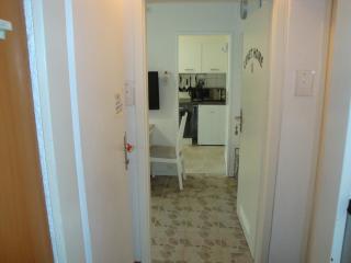Cenet 1 Zimmer Apartment - 0