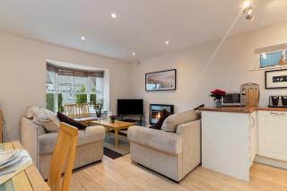 Park Place Court - Close to Beach with Parking - Tenby - 5