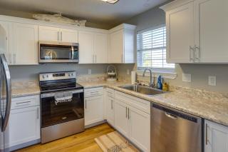 Family-Friendly PCB Vacation Rental, Walk to Beach - Panama City Beach - 3