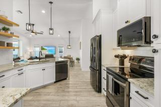 Beachcomber Life - 100 Gulf Beach Rd home - Fort Myers Beach - 1