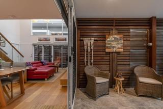 Byron Sunrise - 4 BR retreat with heated pool - 4