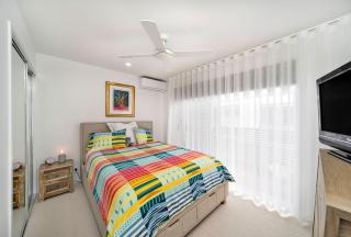 Byron Sunrise - 4 BR retreat with heated pool - 1