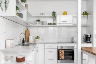 Cape Cottage - 5 bed charming cottage close to everything - 1