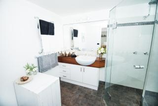 Cactus Rose Villa - luxury retreat with pool - Byron Bay - 4