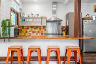 Longhouse - spacious 4 BR Belongil Beach retreat - 4