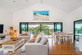 Mulivista - spacious home with ocean views & pool - Suffolk Park - 3
