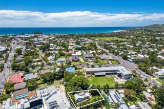 San Juan Surfers Cottage - prime Byron location - 4