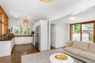 Starr Cottage - Quaint Cottage with a stunning pool - Close to everything Byron! - 6