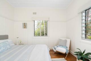 The White Rabbit - with studio & covered deck - 3