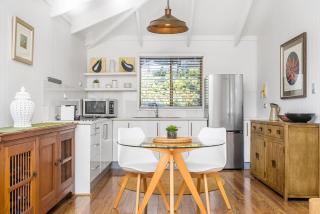 Twin Tallows - secluded couples retreat - Bangalow - 1