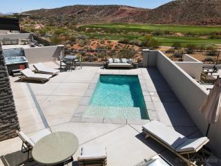 Albatross on the 8th home - 1