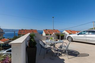 Apartments with parking space Omis - 20689 - 5
