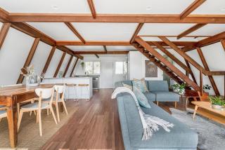 A Frame - 3 bedroom beachfront home - Scotts Head - 3