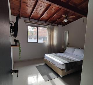 apartamento comodo, iluminado, cerca al estadio y la estacion del metro - 6