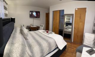 Welcoming Private Suite with French Touches - Union - 7