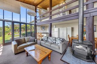 Studio Views for Two - Mallacoota - 3