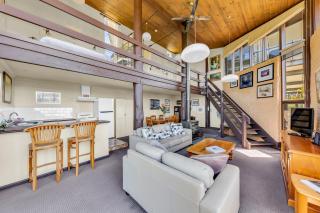 Studio Views for Two - Mallacoota - 1