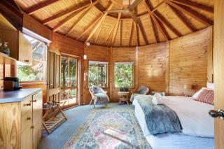 The Yurt at Lothlorien - Bellawongarah - 8