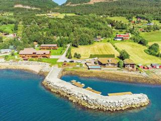 6 person holiday home in EIDSVÅG - 1