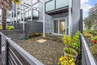 3 BDR CBD Get Away - Auckland - 3