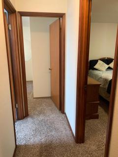 Hidden Gem! Spacious, Private, and Convenient Units Off River Road in Puyallup - Puyallup - 5