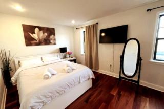 Modern Cozy Unit Near Geno's & Pat's - Philadelphia - 5