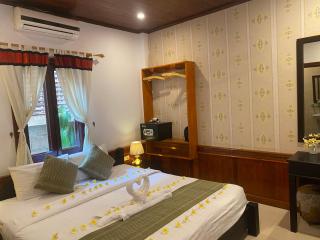 Golden Lotus Place - 5