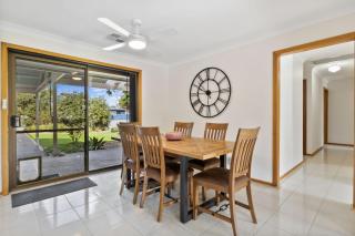 Sea Whisper - 6 Guinea Place - Carrickalinga - 7