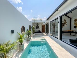 KAKAO Villas Kedungu - 0