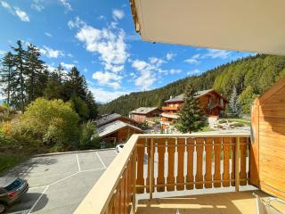 Calm studio with balcony in Crans-Montana - 1