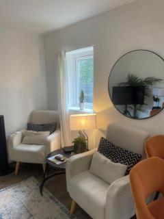 Luxury Cardiff Apartment with Free parking, Free high-speed internet, Fully Equipped Kitchen - Cardiff - 9