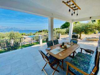Unique villa in olive field with salted swimming pool-Villa Frida - Sumartin - 6