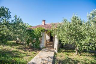 Vransko Lake House - Pirovac - 0