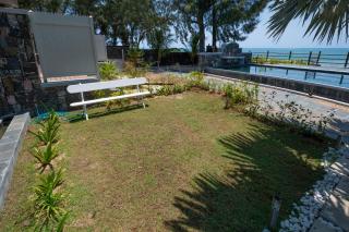 Luxury beachfront duplex, Coin de Mire view / 3Bed - 4