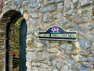 Farmyard Inn - Youlgreave - 3