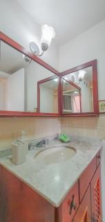 Duplex Floresta Negra - Sua Base perfeita em Gramado! Ótima LOCALIZAÇÃO LAGONegro 500m - 02 Quartos e 02 Banheiros para FAMILIA em CONDOMINIO FECHAD0, cozinha completa com GARAGEM e portaria 24h - Gramado - 4