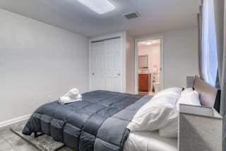 Gorgeous Duplex with parking by JSQ - Jersey City - 1